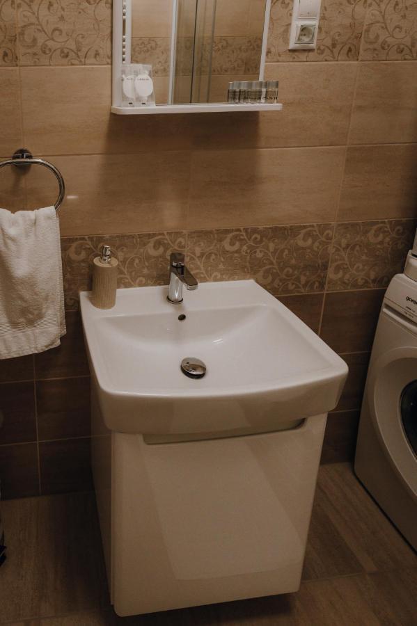 Dozsa Apartman Szeged Esterno foto