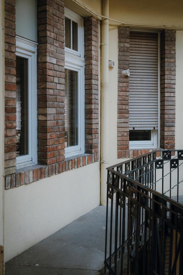 Dozsa Apartman Szeged Esterno foto