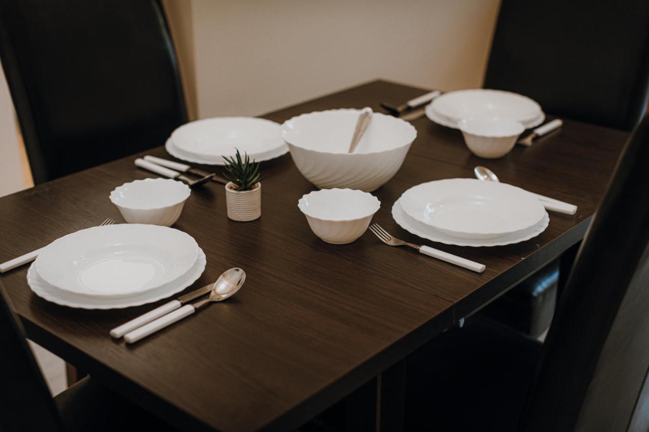 Dozsa Apartman Szeged Esterno foto