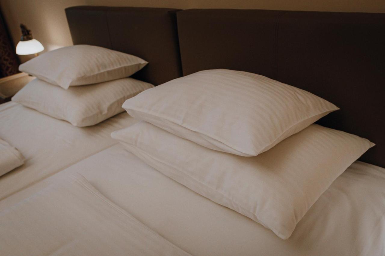 Dozsa Apartman Szeged Esterno foto
