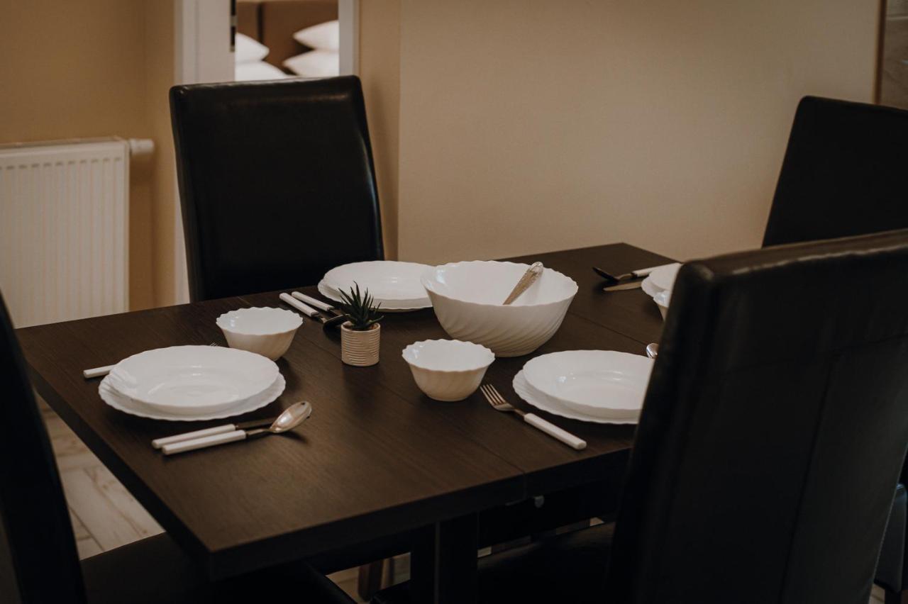 Dozsa Apartman Szeged Esterno foto